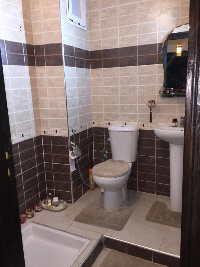 Ayam Room Salé Екстериор снимка