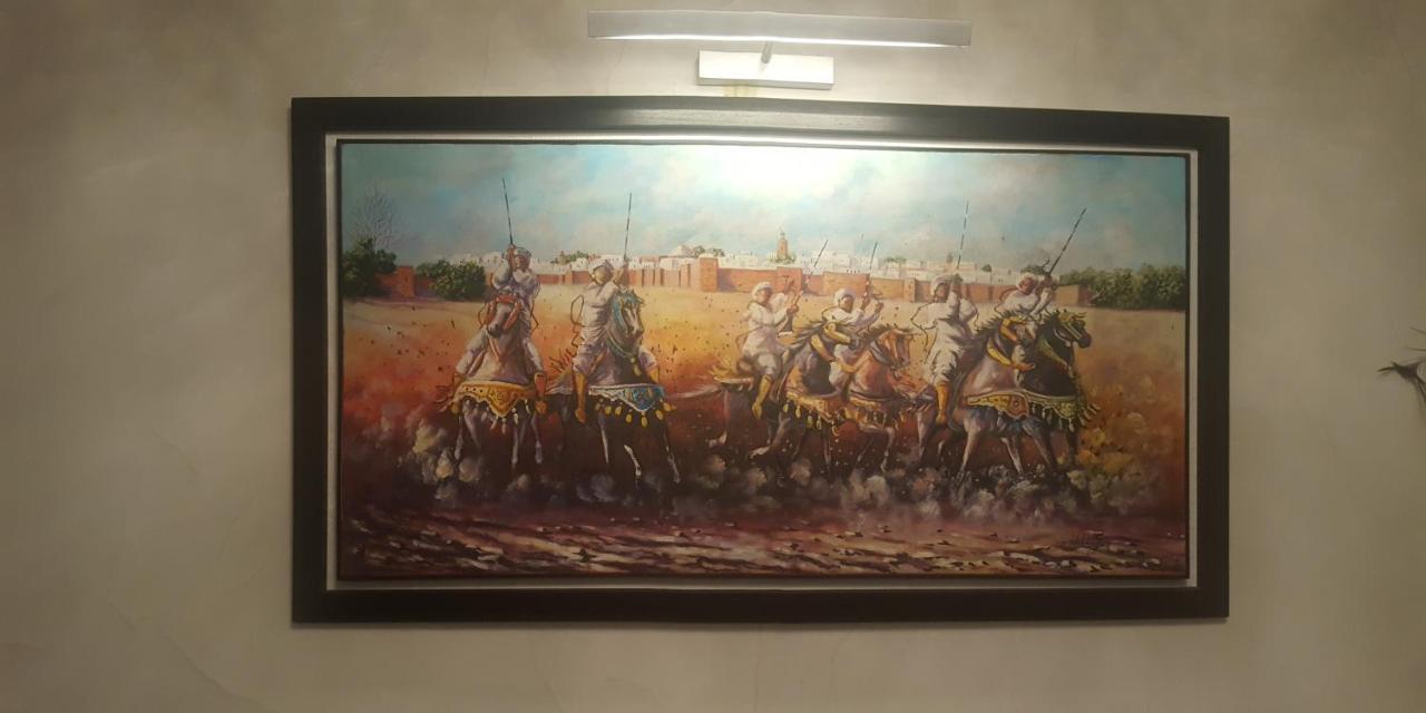 Ayam Room Salé Екстериор снимка